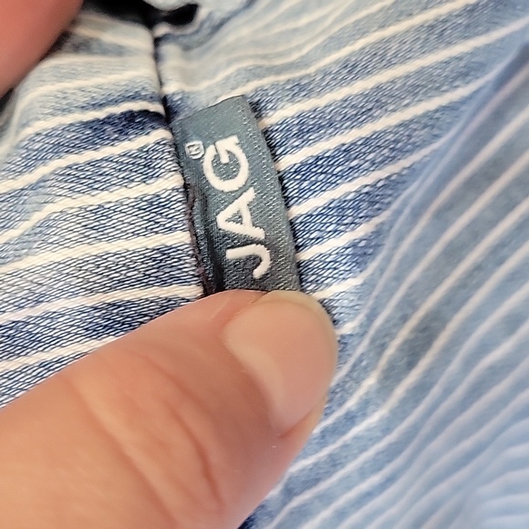 Light Wash Striped 8 in Pull On Short JAG Jeans 20W - Picture 3 of 6